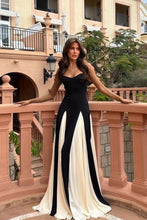 Load image into Gallery viewer, Arcina Ori / Paloma Dress / Black &amp; White
