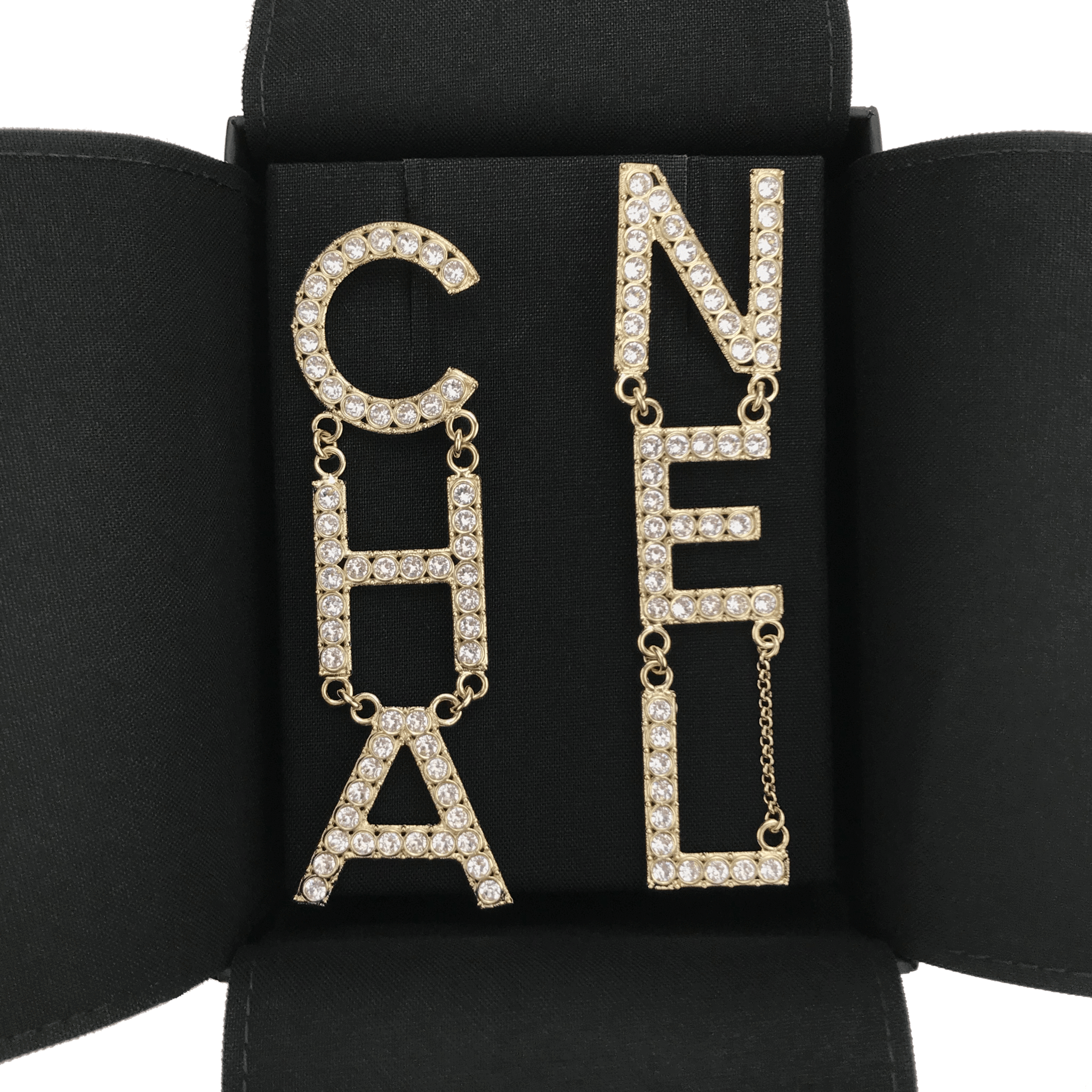 Chanel Logo Earrings dresstothenines