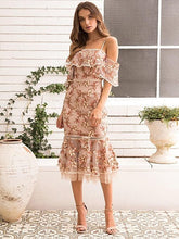 Load image into Gallery viewer, Rodeo Show - Rowena Lace Dress
